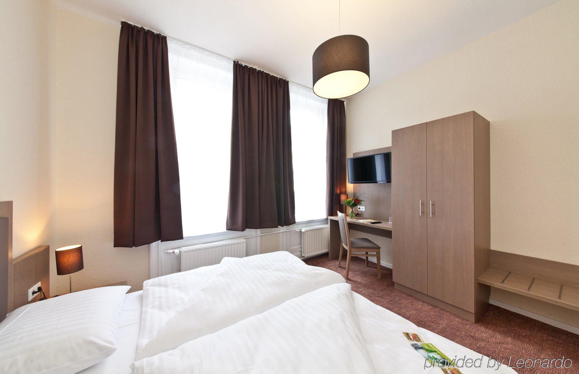 Hotel Alster Hamburg-Harburg Exteriör bild